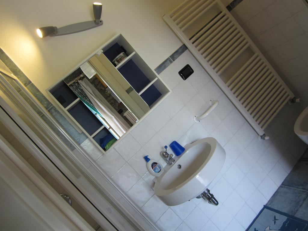 Bed and Breakfast Poggio Delle Rondini Bagnone Exterior foto