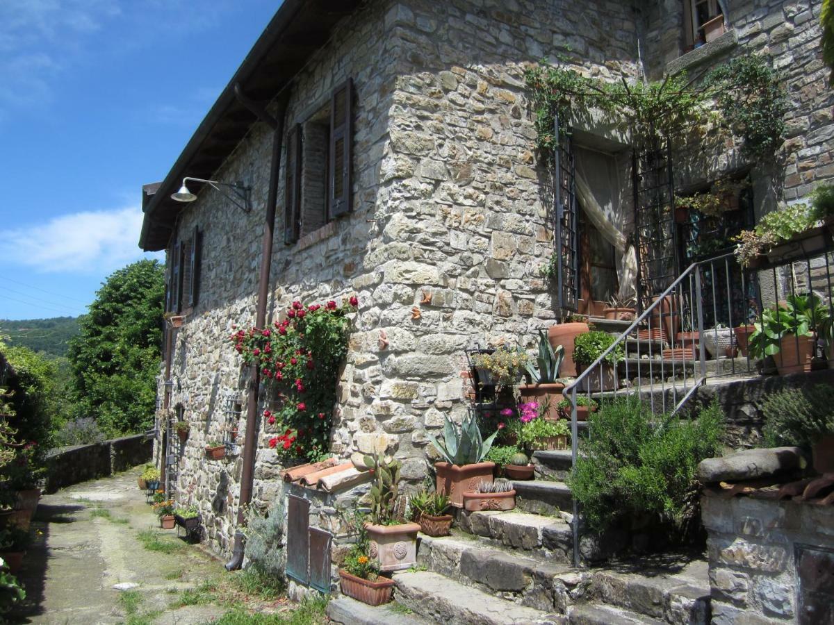 Bed and Breakfast Poggio Delle Rondini Bagnone Exterior foto